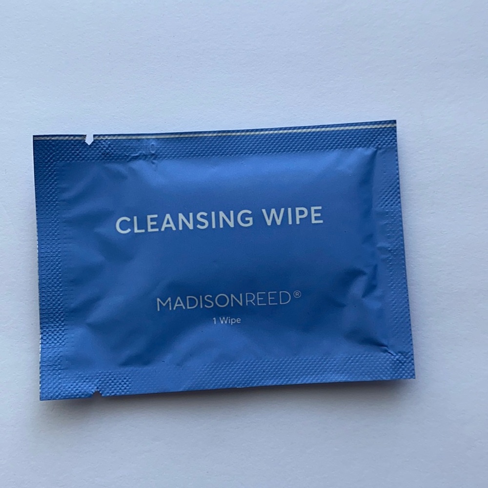 Madison reed cleansing wipe SAMPLE